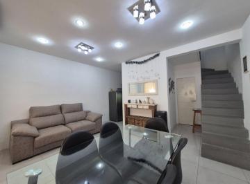 PH · 70m² · 3 Ambientes · PH Tres Ambientes en Venta en Lanus Apto Credito