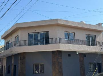 PH · 94m² · 3 Ambientes · Alquiler PH 3 Ambientes con Terraza y Balcon Padua