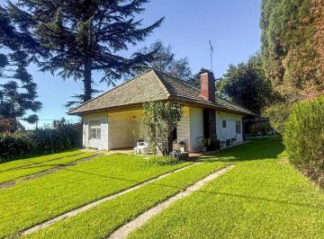 Casa · 113m² · 3 Ambientes · 1 Cochera · Venta Casa 3 Amb C/ Piscina Parque S de Los Padres