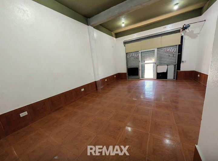 Local comercial · 30m² · 1 Cochera