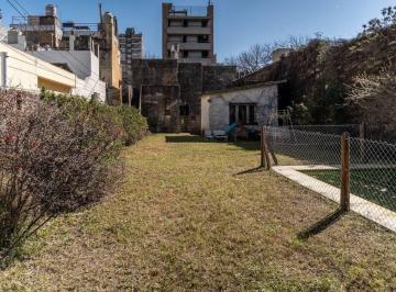 Casa · 168m² · 4 Ambientes · Casa a Reciclar en Venta Rep de La Sexta