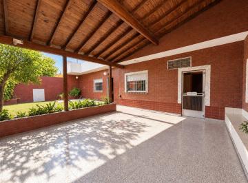 Casa · 187m² · 5 Ambientes · 1 Cochera · Venta Casa 5 Ambientes Cochera Jardin Villa Tesei