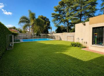 Casa · 182m² · 9 Ambientes · 2 Cocheras · Venta Duplex Housing Arguello C Seguridad Fisica