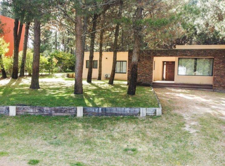 Casa · 160m² · 5 Ambientes