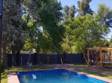 Quinta vacacional · 110m² · 2 Dormitorios · Venta Casa Quinta 3 Ambientes - Jose C Paz