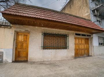 Casa · 130m² · 4 Ambientes · 2 Cocheras · Venta Casa 4 Amb Refacc con Cochera, Patio, Terraza