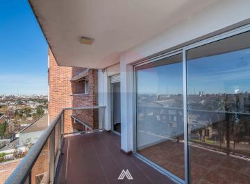 Departamento · 72m² · 3 Ambientes · 1 Cochera · Venta Apto 2 Dorm.2 Baños Prado Gge Calef. C/renta