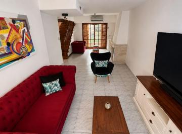 Casa · 232m² · 5 Ambientes · 2 Cocheras · Venta Casa 5 Amb Cochera Parque Permuta S. Lugares