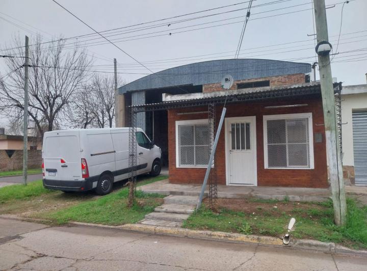 Bodega-Galpón · 295m²