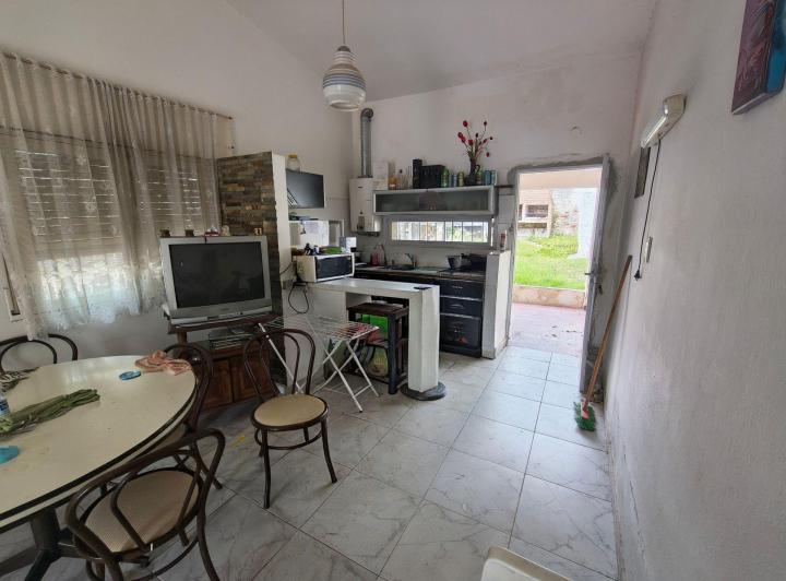 Casa · 110m² · 3 Ambientes · 2 Cocheras