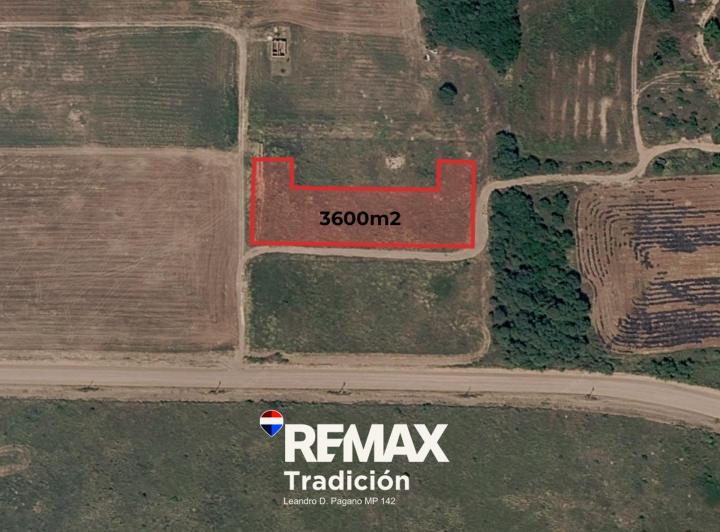 Terreno · 3600m²
