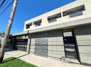 Departamento · 40m² · 2 Ambientes · Oportunidad 2 Ambientes Al Frente con Cochera! – Usd 54.999