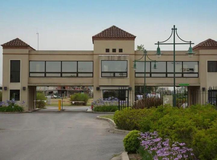 Terreno · 670m²