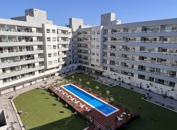 Departamento de 2 ambientes, Esteban Echeverría · Amplio Dpto. 2 Amb. Opcion Cochera en Centro de Canning