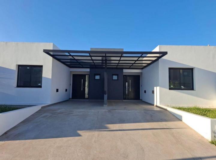 Casa · 92m² · 6 Ambientes · 1 Cochera