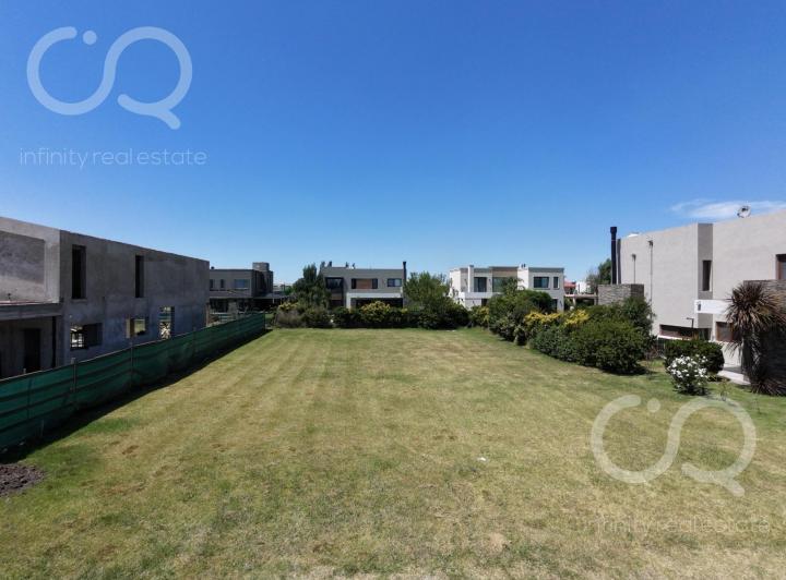 Terreno · 752m²