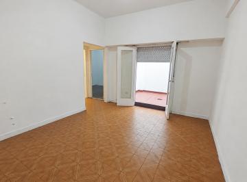 PH · 60m² · 3 Ambientes · PH 3 Ambientes Alquiler en Las Piedras 1445 N°2 (Lanus Este)