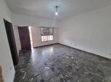 rs:ytxluowfavuwra2fvpo1m7nw · Venta Casa Grand Bourg a Refac Local Apto Credito