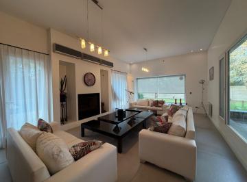 rs:mc7949klhns3qalu6h5kxnos · Venta Casa 10 Ambientes Altos del Pilar