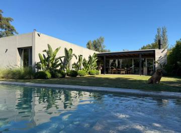 rs:xuusbn4zwpxhaawgtv9qsj87 · Venta Casa 5 Ambientes Pilar Barrio Cerrado Guido
