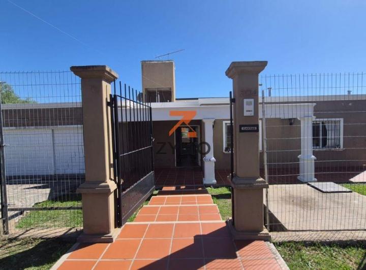 Casa · 293m² · 12 Ambientes · 2 Cocheras