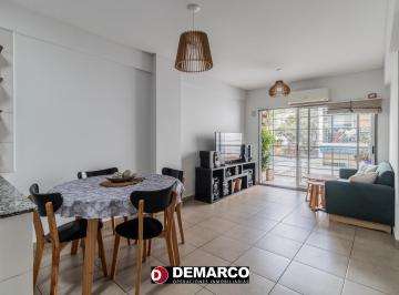 Departamento · 43m² · 2 Ambientes · 1 Cochera · Departamento de 2 Ambientes con Balcón y Cochera en Paternal
