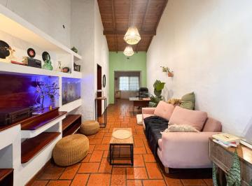 Casa · 80m² · 3 Ambientes · 3 Cocheras · Casa - 3 Ambientes - Libertad