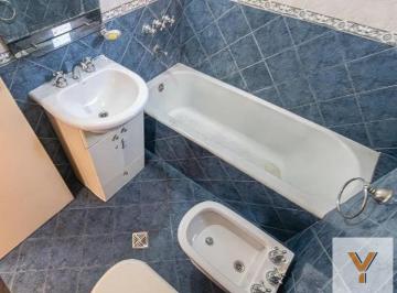PH · 55m² · 3 Ambientes · PH en Venta - 2 Dorm. 1 Baño - Caballito
