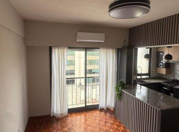 Departamento de 2 ambientes, San Nicolás · Departamento Reciclado en Piso 12 con Vista Abierta – Súper Luminoso y Excelente