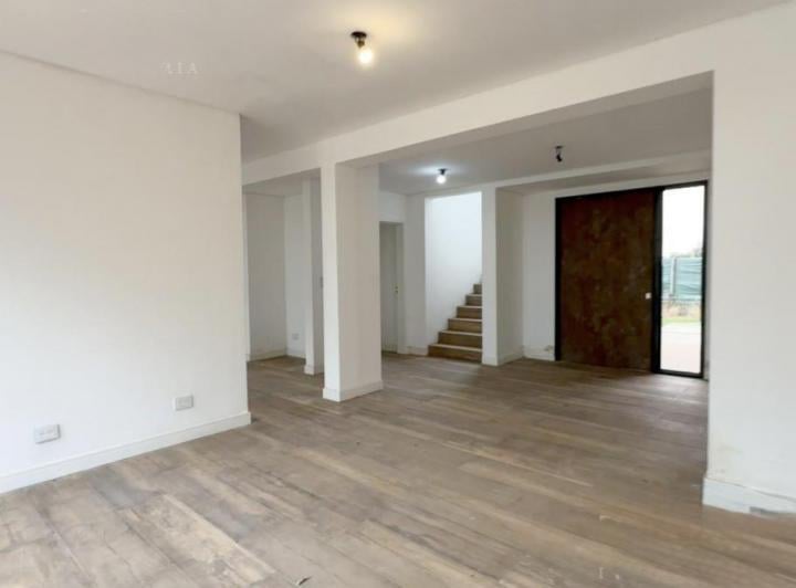 Casa · 147m² · 5 Ambientes
