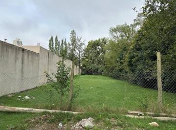 Terreno · 648m² · Terreno en Lisandro Olmos Etcheverry