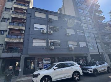 Departamento · 27m² · 1 Ambiente · Monoambiente en Venta Muy Luminoso, en Olivos. Subdivisible. Apto Crédito