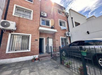 Casa de 5 ambientes, Vicente López · 5 Amb. con Fondo, Cochera y Terraza - 1 Cuadra de Av Maipú