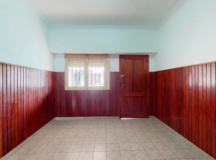Casa · 185m² · 6 Ambientes · 1 Cochera