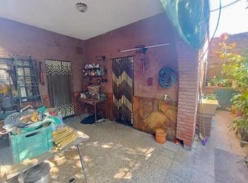 Casa · 94m² · 3 Ambientes · Se Vende Casa Al Frente en Empalme Graneros