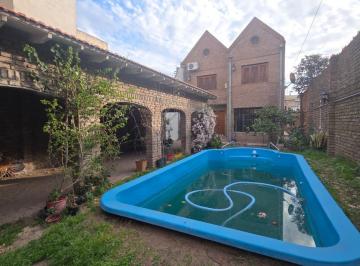 Casa · 150m² · 5 Ambientes · 2 Cocheras · Casa en Quilmes