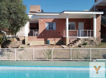 Hotel · 475m² · 12 Ambientes · 7 Cocheras · Complejo de Cabañas en Venta - 8 Cabañas - Cocheras - 1.311 m² - Villa Carlos Paz, Córdoba