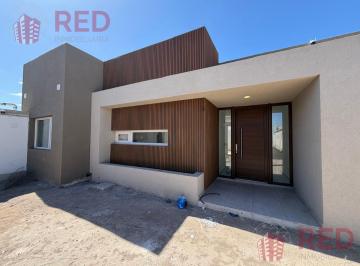 Casa · 91m² · 3 Ambientes · Casa 2 Dorm. en Neuquen a Estrenar