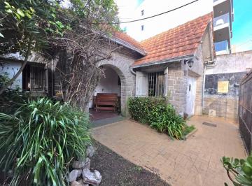 Casa · 123m² · 4 Ambientes · 1 Cochera · Venta Casa 4 Ambientes con Jardín, La Perla, Mar del Plata