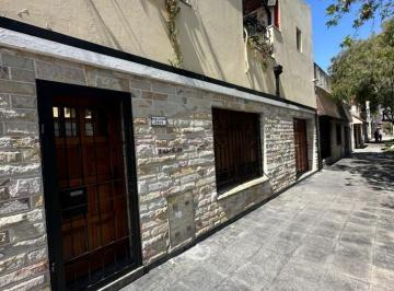 Casa · 130m² · 5 Ambientes · 1 Cochera · Venta en Block: Dos Casas en un Lote en Excelente Ubicacion - Apto Credito S/lote 8,66 X 17 m² Aprox