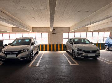 Garage · 8m² · Venta Cochera en "Las Cañitas". Palermo