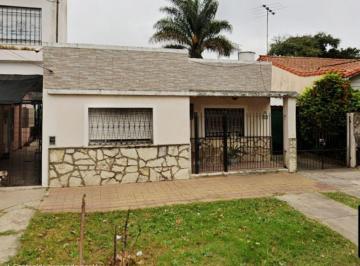 Casa · 80m² · 3 Ambientes · 1 Cochera · Venta Casa en San Andres