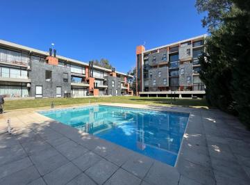 Departamento · 90m² · 3 Ambientes · 1 Cochera · Departamento - Las Cavas