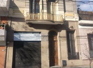 Casa de 7 ambientes, Villa Crespo · Muy Buena Casa de 2 Plantas en Villa Crespo Uso Comercial!
