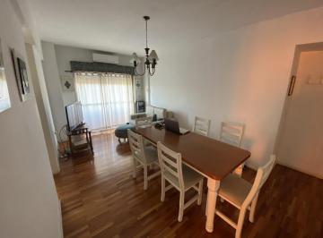 Departamento · 46m² · 2 Ambientes · 1 Cochera · Muy Buen Departamento Dos Ambientes con Cochera