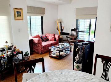 Casa de 7 ambientes, Córdoba · Casa en Planta Baja Bº La Salle en Venta