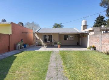 Casa · 100m² · 3 Ambientes · Venta Casa 3 Amb con Parque - El Palomar
