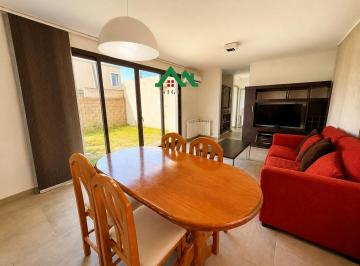 Casa · 120m² · 5 Ambientes · 2 Cocheras · Casa en Venta Todo Planta Baja en Comarca de Allende Apta Crédito