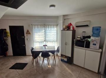 Departamento · 78m² · 3 Ambientes · Triplex 3 Ambientes en Venta en Lomas del Mirador