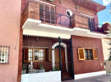Casa de 5 ambientes, Liniers · Casa en Venta en Liniers 5 Ambientes